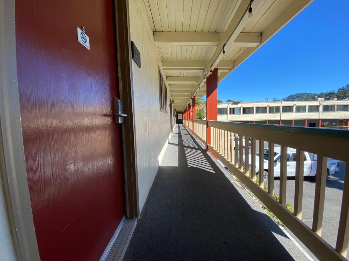 Beachcombers Inn Gold Beach Exterior foto